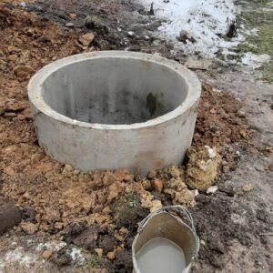 копка колодца глубиной 25 колец